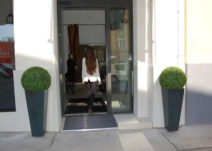 Apollo Hotel Wien
